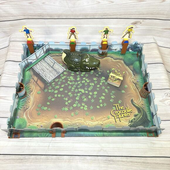 VTG The Crocodile Hunter Board Game 1999 Milton Bradley Steve Irwin - For Parts - Picture 10 of 16